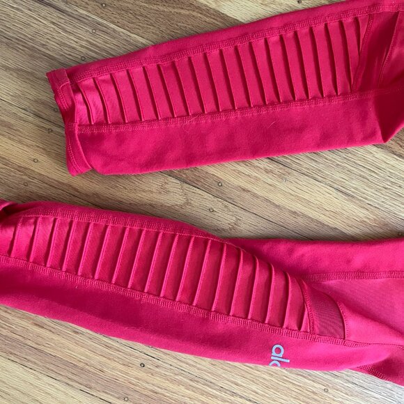 High-Waist Moto Legging - Picture 4 of 5